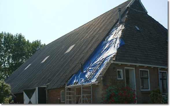 Nieuwe dakdoorvoer geplaast